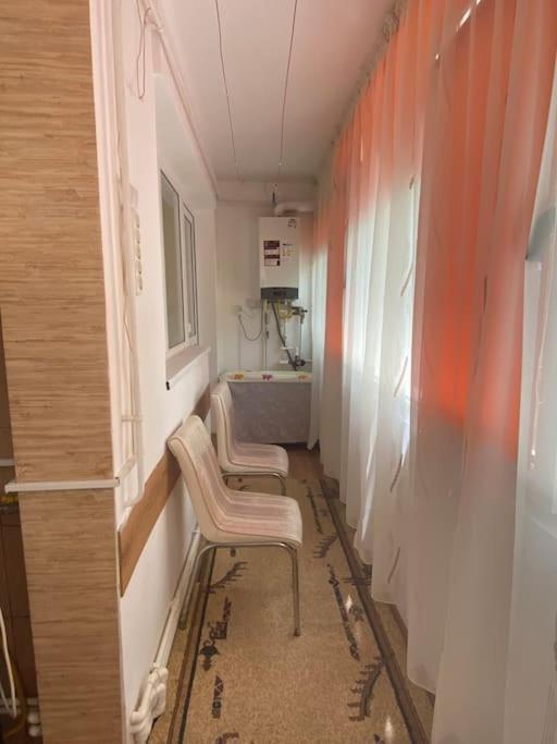 Apartment For Rent Galaţi Eksteriør bilde