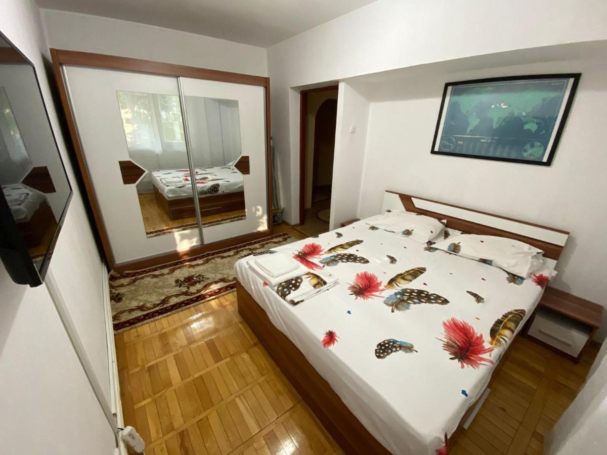 Apartment For Rent Galaţi Eksteriør bilde